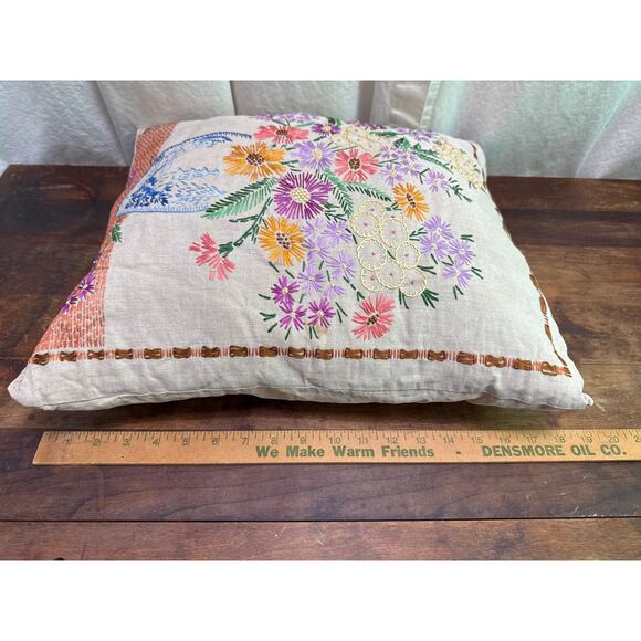 Embroidered Throw Pillow Floral Bouquet Motif 20 x 17" Home Décor Art & Crafts - Picture 11 of 13